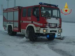 vigili-del-fuoco-emergenza-neve-feb-2012