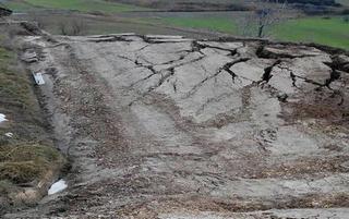 frana a Pietracatella (Campobasso), strada interrotta