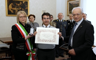 FOIBE Consegna pergamena e medaglia 320x201