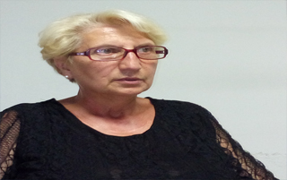 agnone-scrittrice-big-1