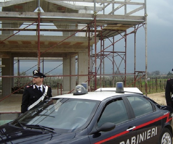 carabinieri-abusivismo edilizio