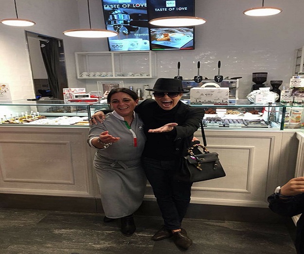 Heather Parisi in visita allo store 3 Italiani