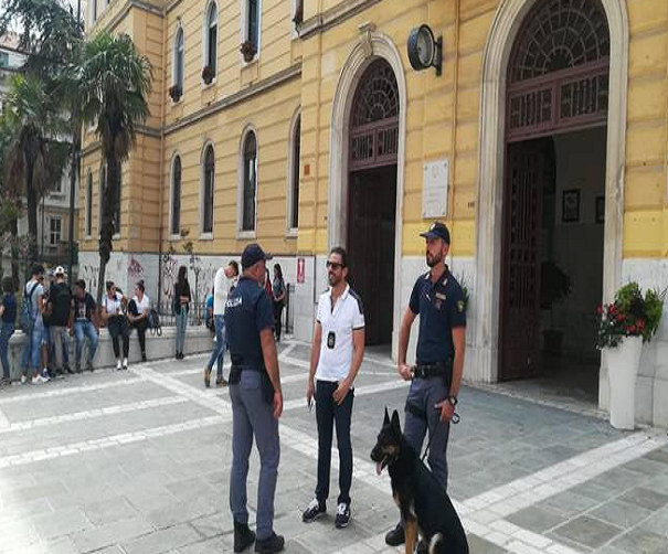 polizia - scuola