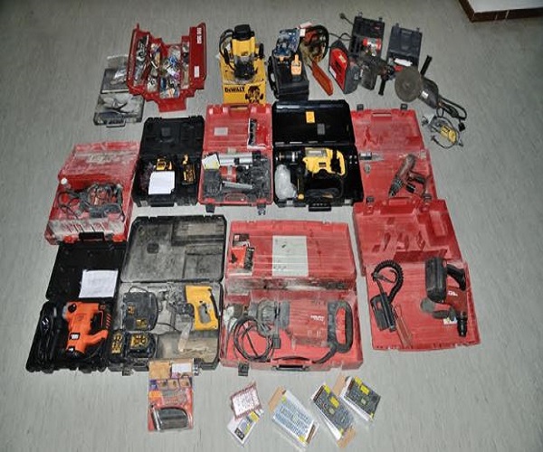 polizia cb - materiale sequestrato