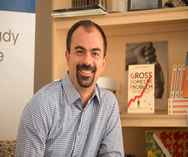 Lorenzo Fioramonti