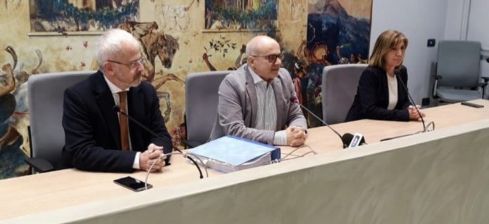 F94917EB-E055-41C6-B0EF-DAD03316AD6C