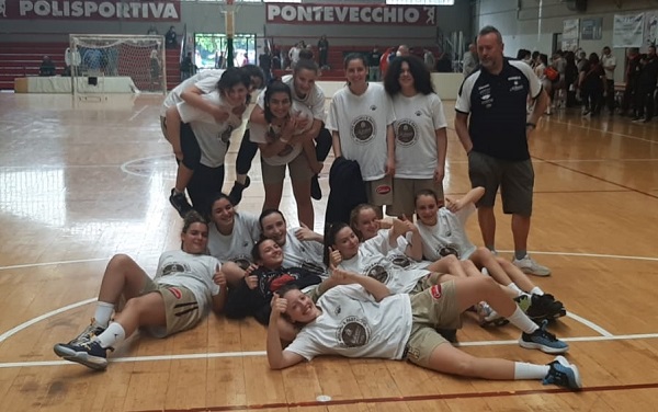 Magnolia under 15