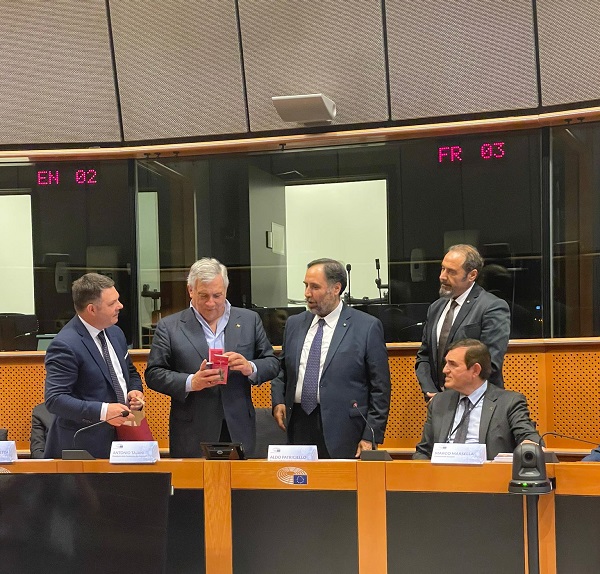 PHOTO-2022-05-19-11-39-52