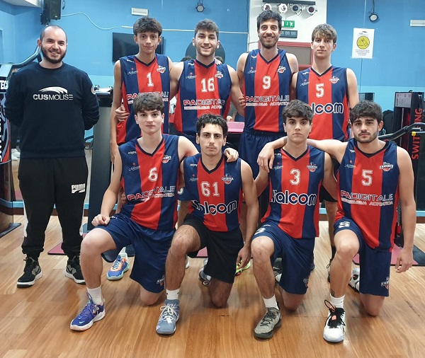 la squadra dell'Ennebici in sala Teca