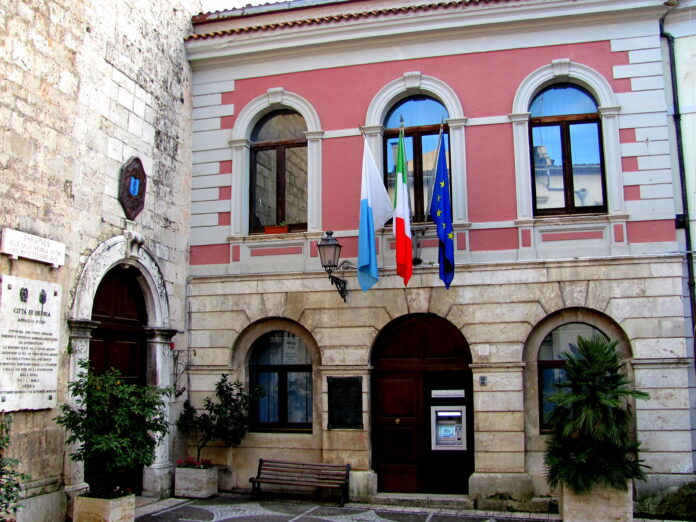 Palazzo_San_Francesco_(Isernia)