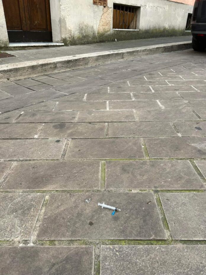 siringhe centro storico isernia