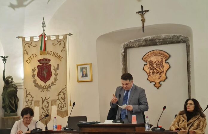 sindaco agnone saia
