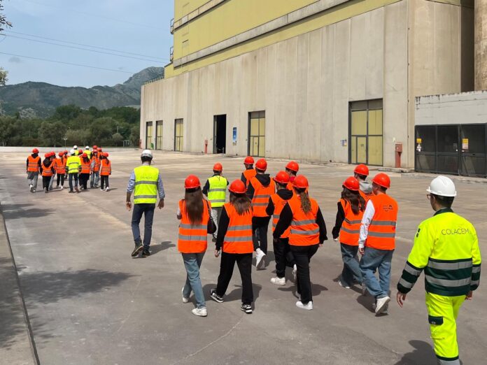 Visita stabilimento Sesto Campano (1)