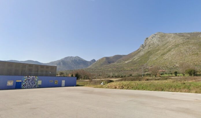 palazzetto-dello-sport-area-esterna_venafro