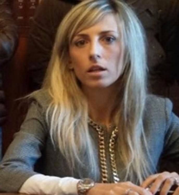 6f30bc3f-651b-4715-90ce-871e4a4b6179