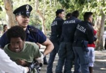 Roma: 24enne marocchino chiede una sigaretta e dopo il rifiuto conficca un taglierino in gola al 48enne che gliela aveva negata