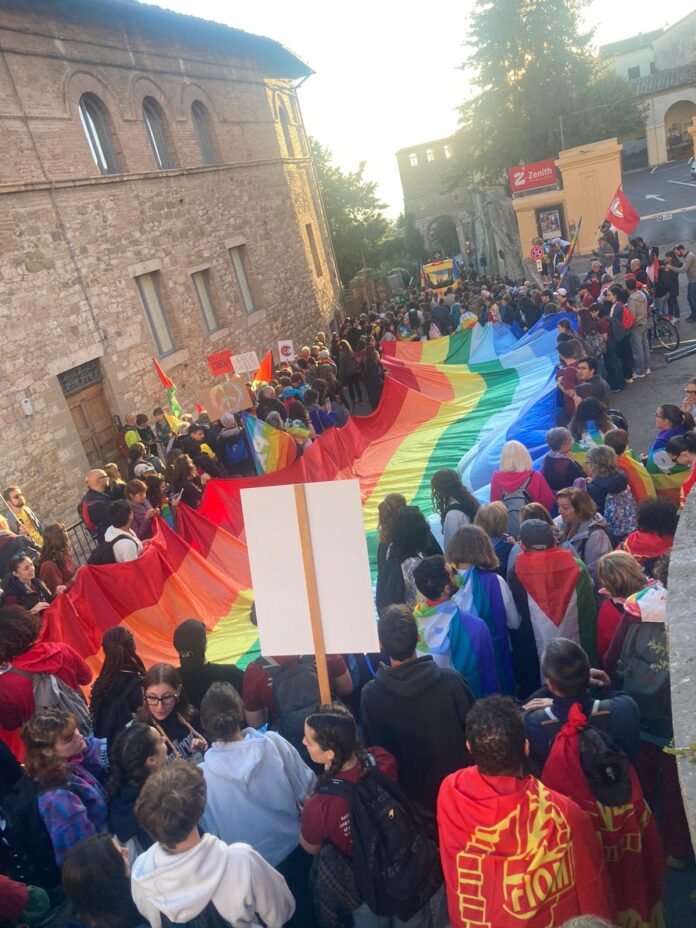 8b40cecc-7f2f-4f06-8bc6-8223d33f55e5