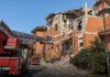 Esplosione a Cassino, crolla il tetto di una palazzina: due persone gravemente ustionate